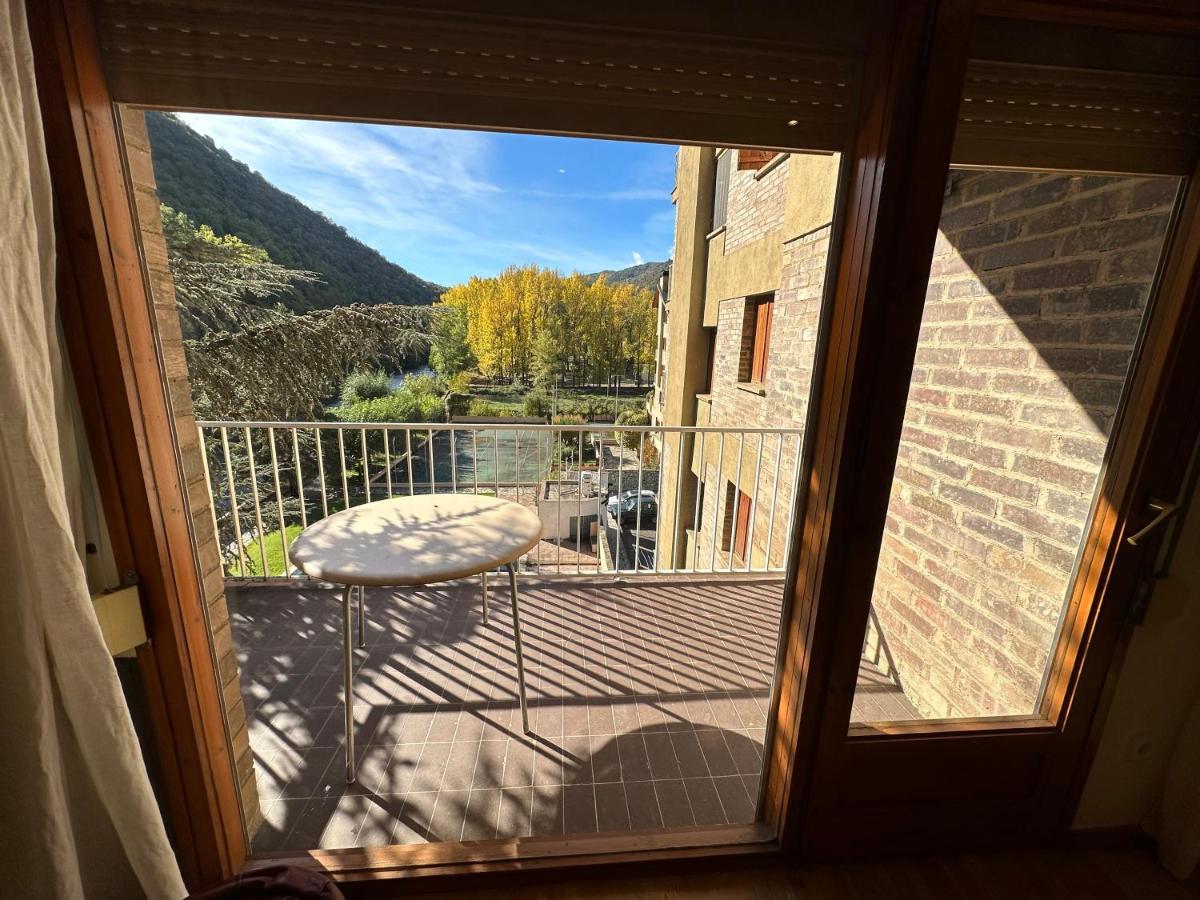 Apartament Rialp Amb Vistes Al Riu Noguera Pallaresa 外观 照片
